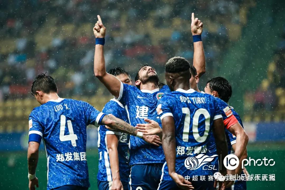 مباراة توتنهام وليفربول اليوممواجهة نارية في الدوري الإنجليزي