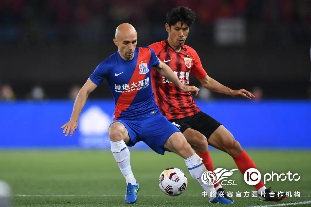 مساعد المدير في عالم الخيالعندما تصبح الأحلام حقيقة