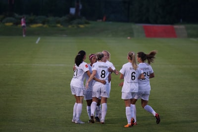 الزمالك ضد الأهلي مباشر يلا شوتمباراة العمر بين قطبي الكرة المصرية